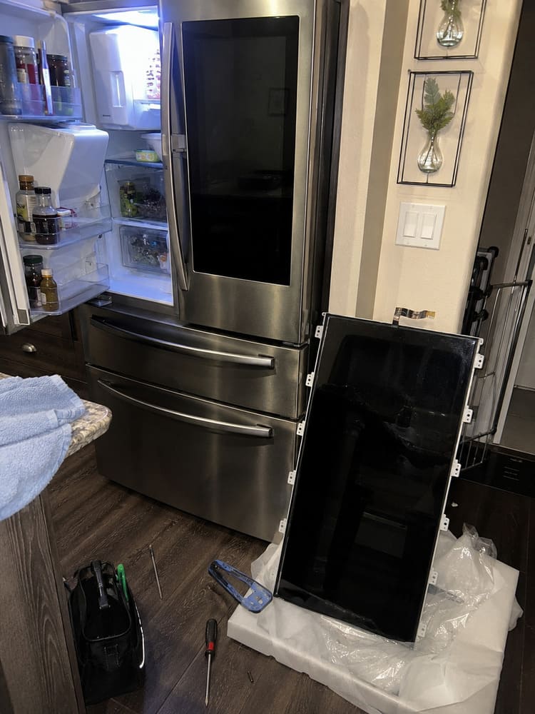 Samsung refrigerator screen dead